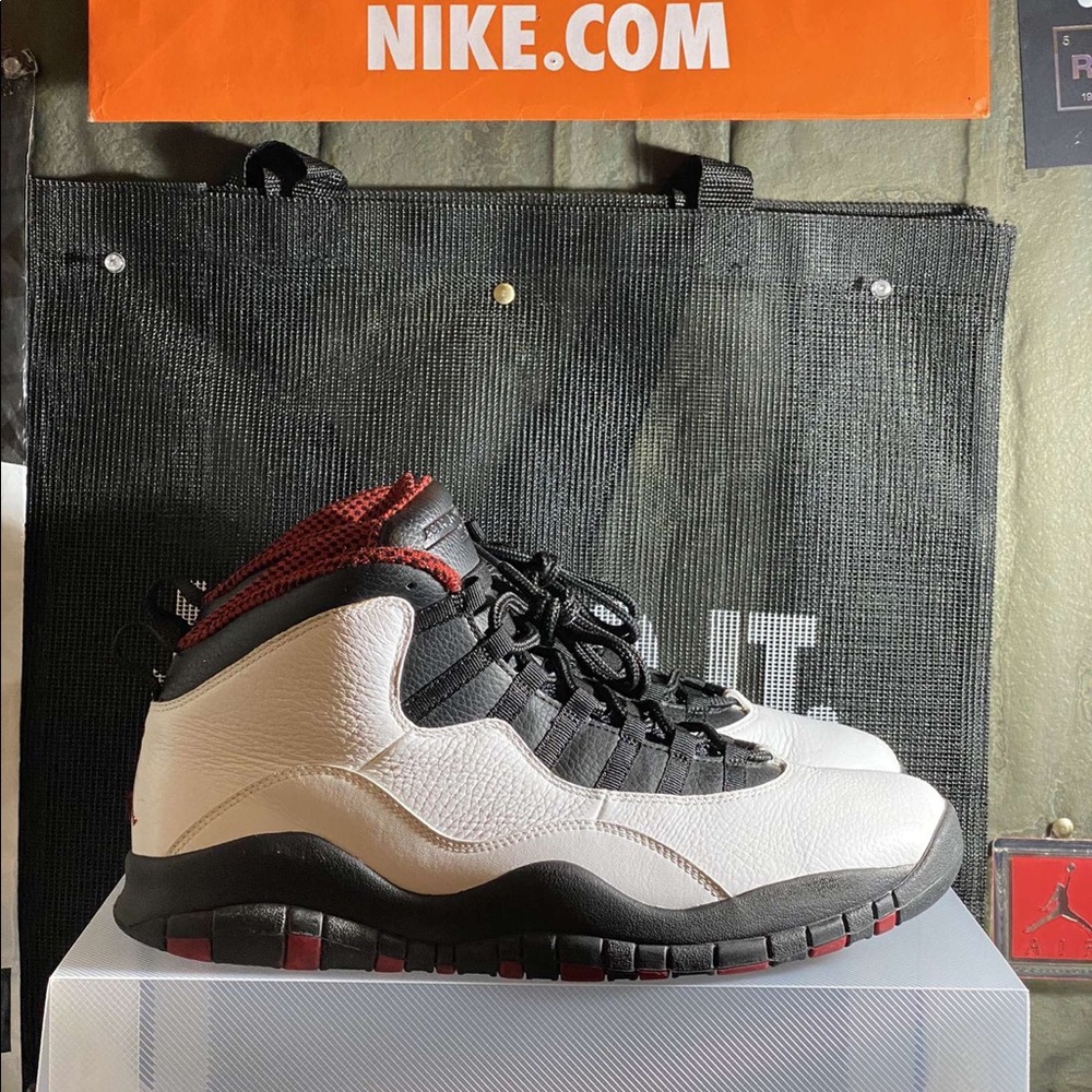 Air Jordan 10s